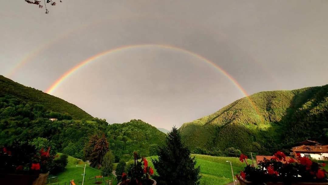 Hotel La Ca' Dei Comari Capovalle Esterno foto